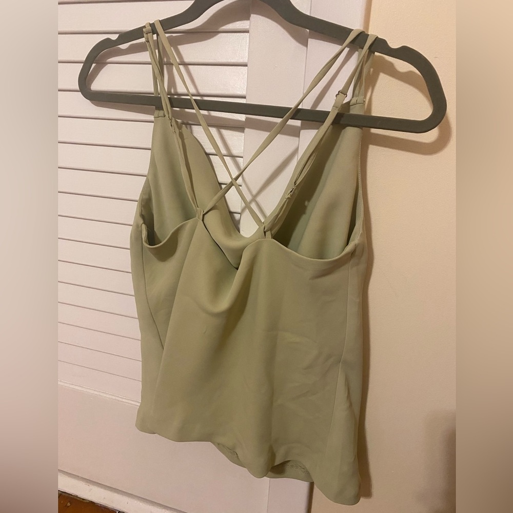 Green Top - Picture 5 of 5